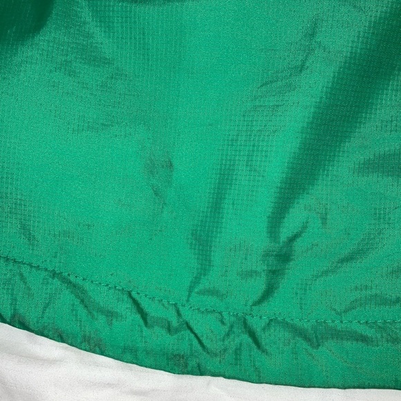 McKinley small women’s windbreaker with Hood rain / Water-Resistant Material - Picture 14 of 16